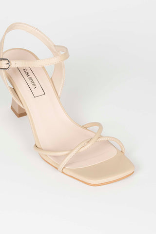 SANDALIA PIEDRA TIRAS NUDO TACON 8CM