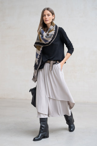 Black Trevi Top