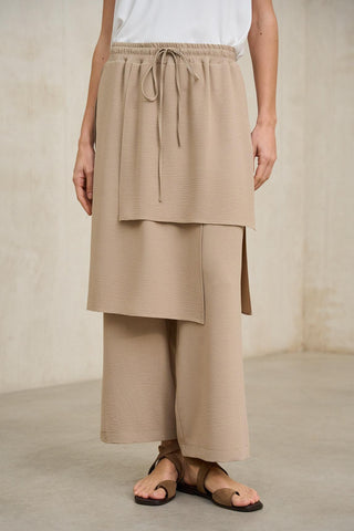Pantalón Vion beige arena
