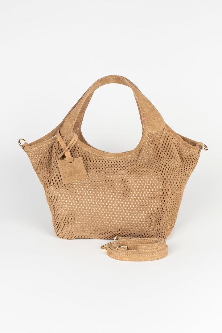 Liora bag in sand