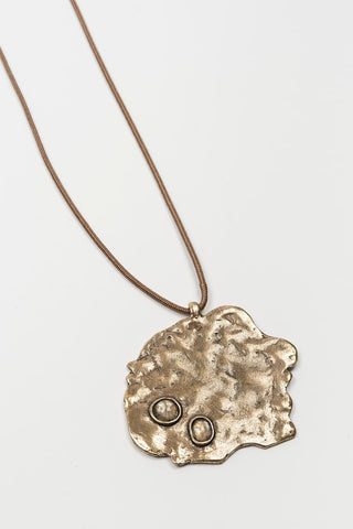 Collar Ardelle Latón