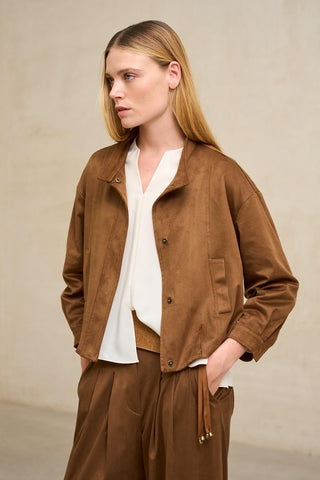 Cazadora Zuri de antelina camel