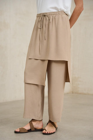 Pantalón Vion beige arena