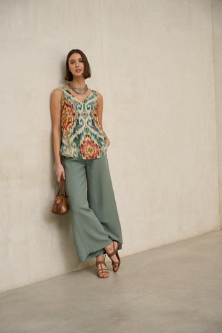 Blusa estampada em tom safira