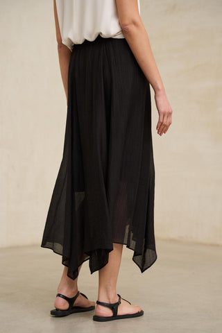 Falda Nadeya Negro
