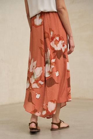 Falda Ailén estampado coral