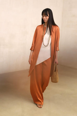 Calças largas, cor terracota