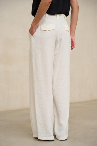 Lyss white trousers